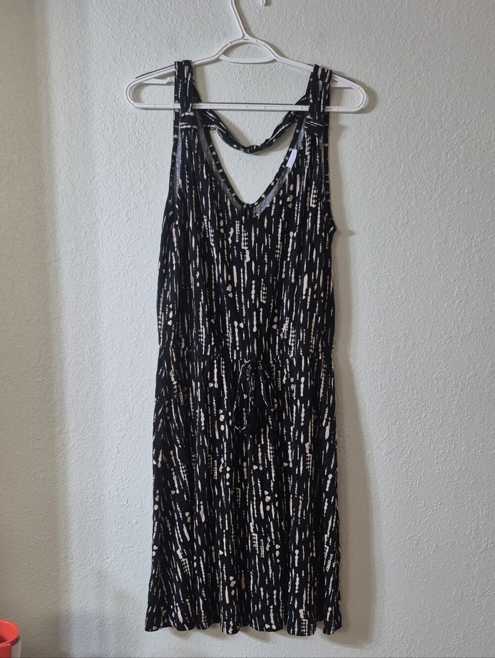 Black and Cream Patterned Sleeveless Midi Dress with Waist Tie